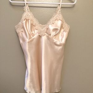 NEW 100% silk pyjamas